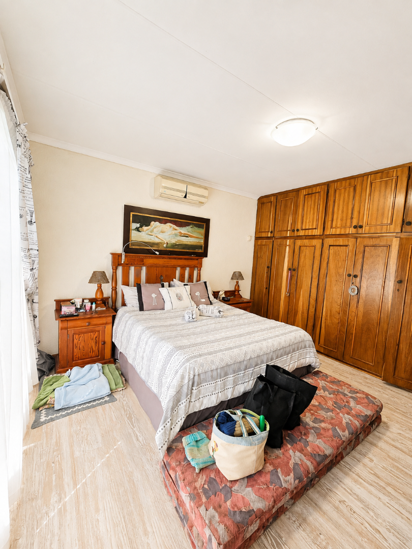 4 Bedroom Property for Sale in Wilkoppies North West
